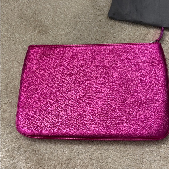 Ville Metallic Shiny Fuchsia Pink Logo Small Clutch Pouch NEW - Picture 3 of 4